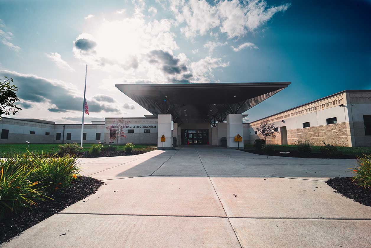Iles Elementary School - Quincy Public Schools