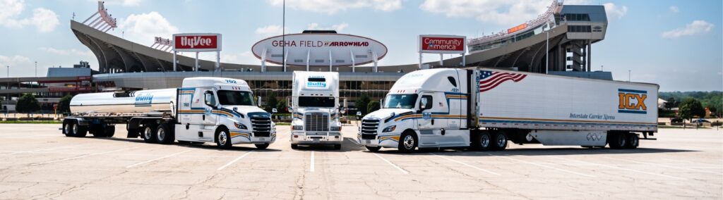 Gully Transportation Header Image showing line of trucks